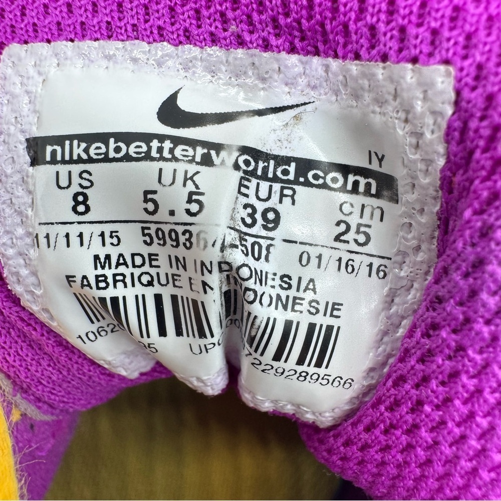 NIKE WOMENS AIR VAPOUR ADVANTAGE TENNIS SHOES, HYPER VIOLET SIZE 8 - Picture 3 of 7